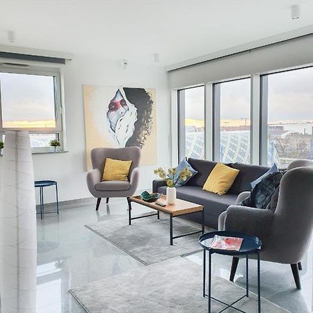 Capital Apartments - Towarowa Πόζναν Εξωτερικό φωτογραφία