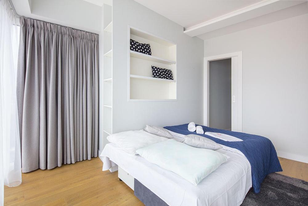 Capital Apartments - Towarowa Πόζναν Εξωτερικό φωτογραφία