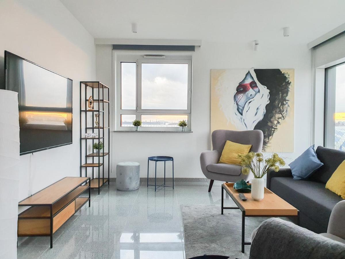 Capital Apartments - Towarowa Πόζναν Εξωτερικό φωτογραφία