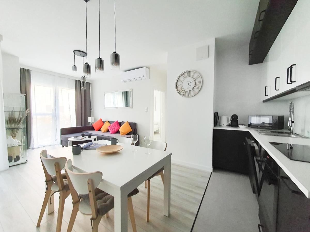 Capital Apartments - Towarowa Πόζναν Εξωτερικό φωτογραφία