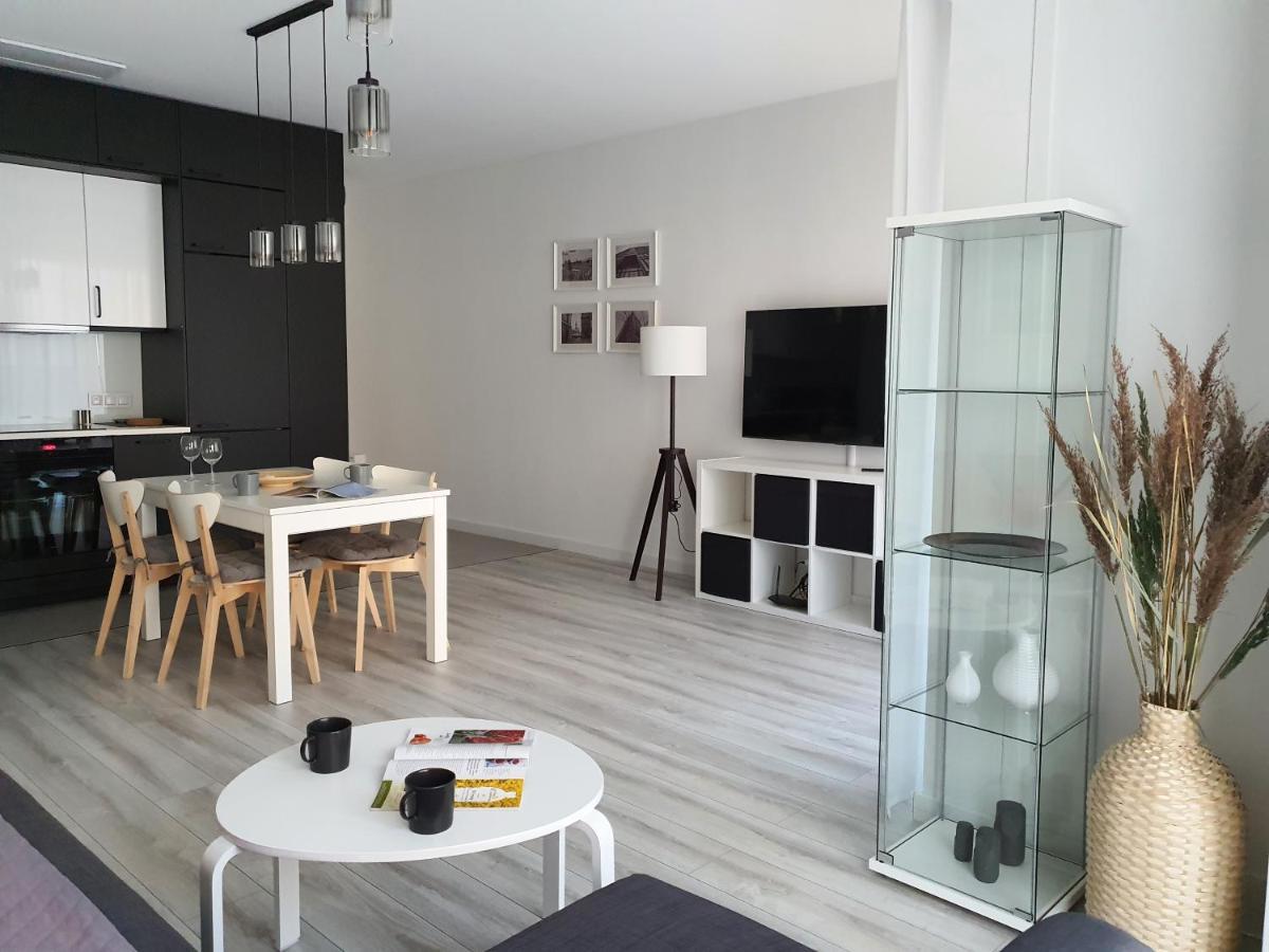 Capital Apartments - Towarowa Πόζναν Εξωτερικό φωτογραφία